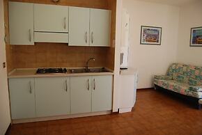 Seaside Welcoming Flat Next to the Beach - Beahost