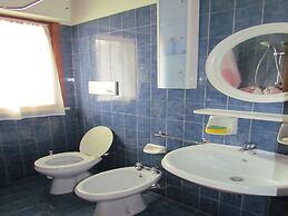 Relax in our Stunning Residence - Beahost