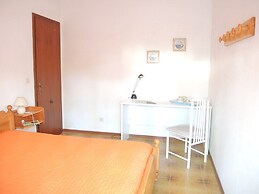 Spacious Flat With Terrace, Pool and Play Area