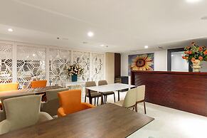 Branda Apartment & Hotel