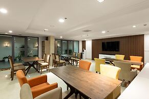 Branda Apartment & Hotel