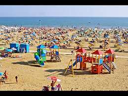 Beautiful Apartment Close to Bibione Beach - Beahost