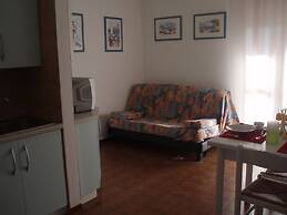 Cozy Flat Perfect for Families Next to the Beach