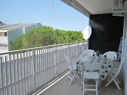 Refurbished Flat at Grado Pineta With Large Terrace