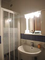 Flat in Residence With Swimming Pool and Balcony