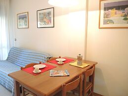 Flat in Residence With Swimming Pool and Balcony