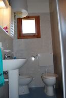 Adorable Apartment With Nice Terrace - Beahost