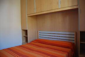 Adorable Apartment With Nice Terrace - Beahost