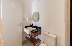 House of Charlie Paraiso