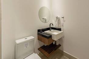 House of Charlie Paraiso