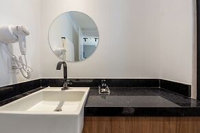 House of Charlie Paraiso