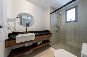 House of Charlie Paraiso