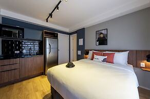 House of Charlie Paraiso