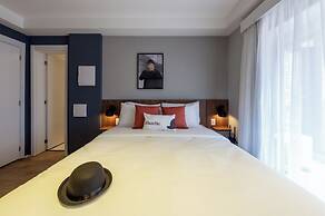 House of Charlie Paraiso