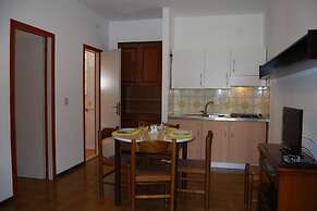 Comfortable Flat With Garden - Beahost