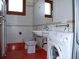 Nice Apartment With Swimming Pool