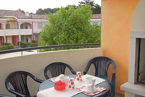 Nice Apartment With Swimming Pool