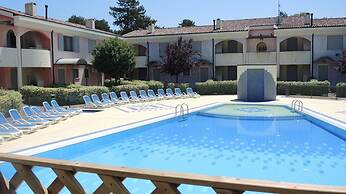 Nice Apartment With Swimming Pool