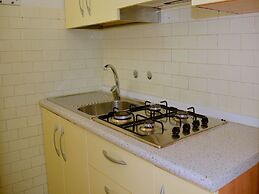 Seaview Flat Perfect for Families-beahost Rentals