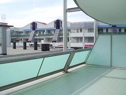 Lovely Beachside Flat - Beahost