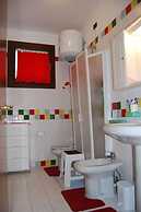 Comfy Apartment With Balcony and AC