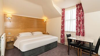 Teddington Lodge