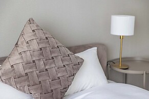 ART SHINSEKAI MINAMI