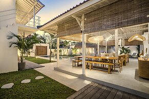 Villa Surga Julie by Alfred in Bali