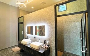 See Stars & Forest Resort