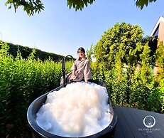 See Stars & Forest Resort