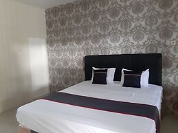 Collection O 92868 Nusantara Hotel