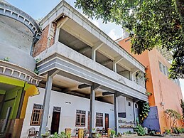 OYO 92869 Hotel Nusantara