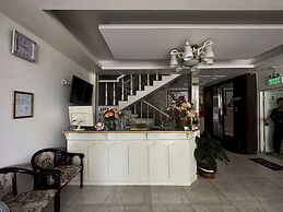 OYO 1196 Le Vu Hotel