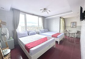 OYO 1196 Le Vu Hotel