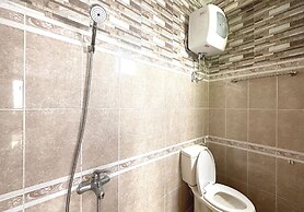 OYO 1196 Le Vu Hotel