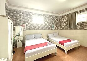 OYO 1196 Le Vu Hotel