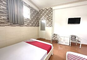 OYO 1196 Le Vu Hotel