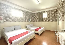 OYO 1196 Le Vu Hotel