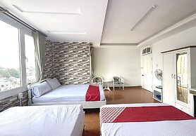 OYO 1196 Le Vu Hotel