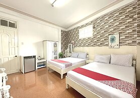 OYO 1196 Le Vu Hotel