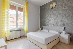 Sunflower Studio by Wonderful Italy