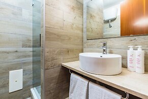 Antica Napoli by Wonderful Italy