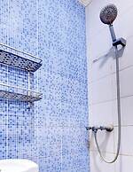 OYO Life 92877 Hotel Rainbow 7296