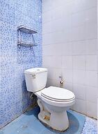 OYO Life 92877 Hotel Rainbow 7296