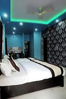 Goroomgo Shree Hare Rama Hare Varanasi