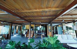 Thavill Retreat Hagiang