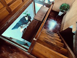 Thavill Retreat Hagiang