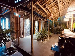 Thavill Retreat Hagiang