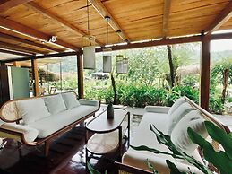 Thavill Retreat Hagiang