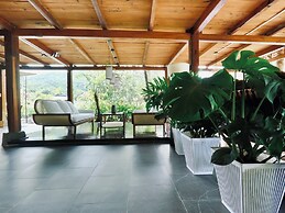 Thavill Retreat Hagiang